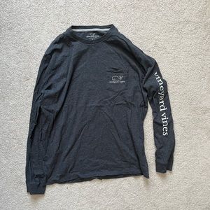 Vineyard vines long sleeve gray shirt